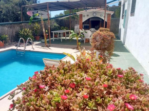 Spacious apartment with sea view in La Riera de Gaia